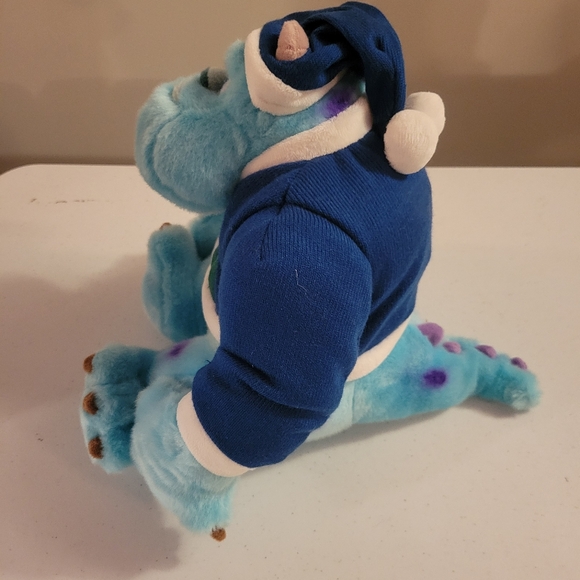 Disney Store Exclusive Holiday Sully from Monsters Inc. - Picture 3 of 3